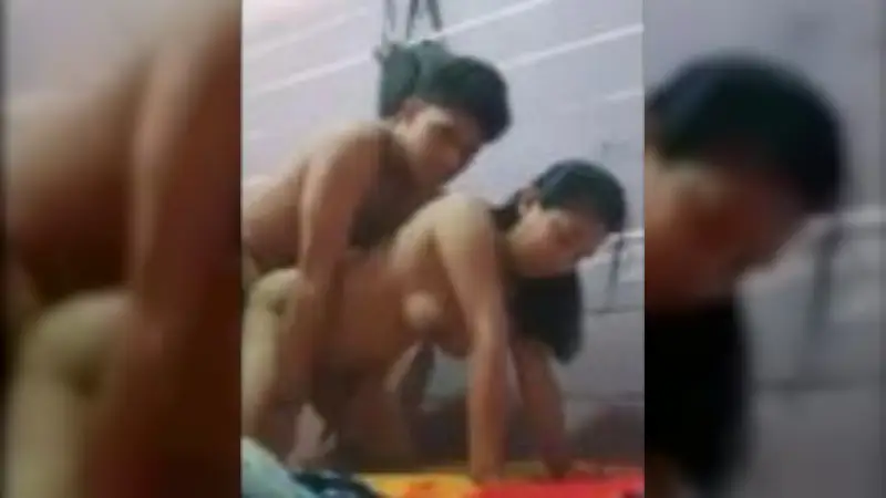 Remaja Ngentot di Rumah Kayu Pinggir Jalan – Nonton Bokep Indo Terbaru Viral