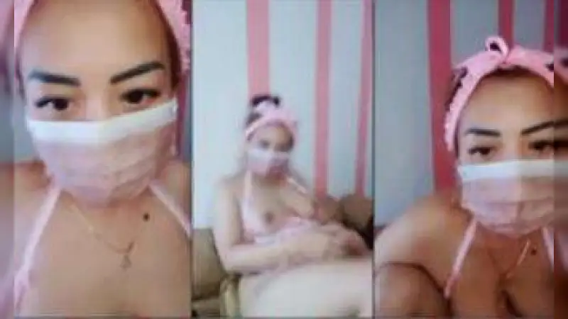 Tante Lingrie Mabok sambil Pamerin Toketnya – Nonton Bokep Indo Terbaru Viral