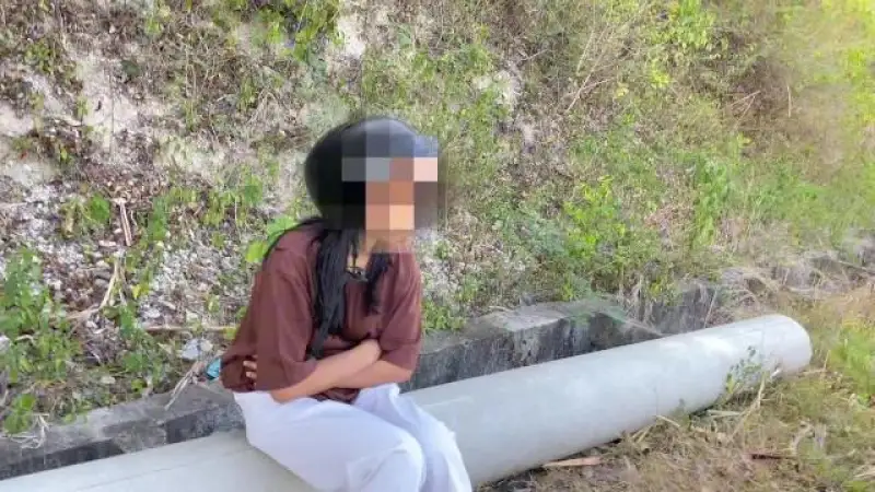 Pacar Lagi Ngambek Diajak Ngewe Langsung Senang – Nonton Bokep Indo Terbaru Viral