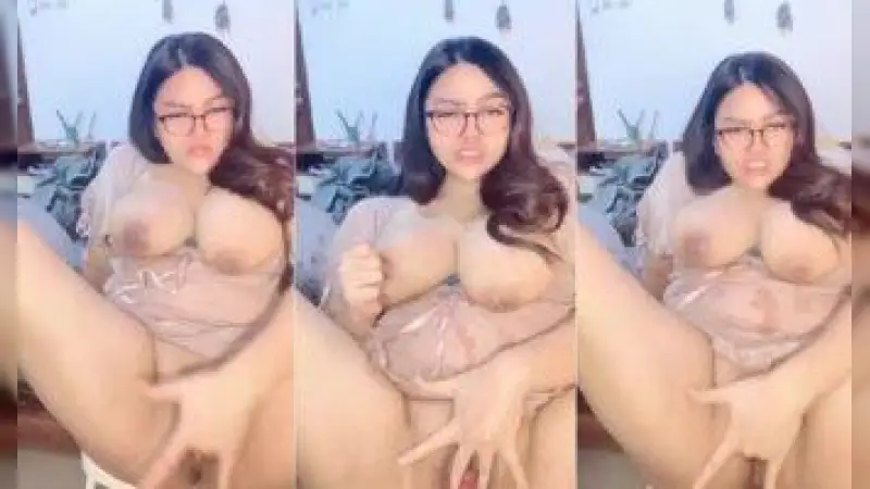 Mendesah Keenakan Cubit Uting Araa Toge – Nonton Bokep Indo Terbaru Viral