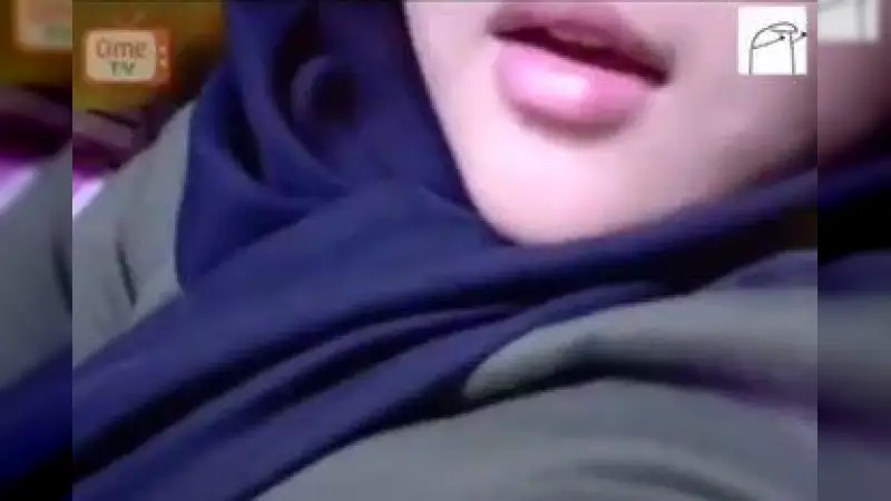 Remaja Hijab Sange di OME TV Nusantara – Nonton Bokep Indo Terbaru Viral