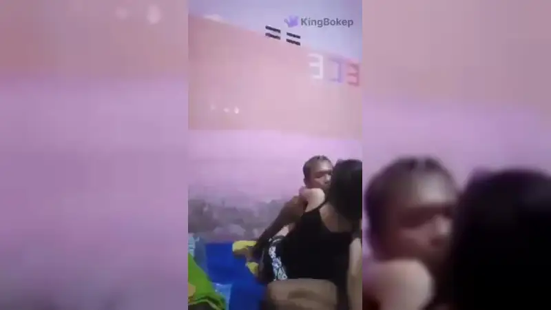Video Dikobel Pacar – Nonton Bokep Indo Terbaru Viral