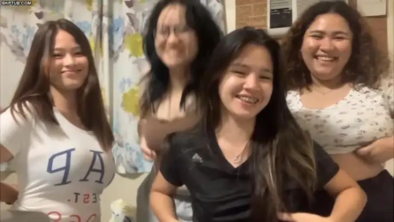Bokep 4 Orang Sahabat Pamert Tobrut Full Video – Nonton Bokep Indo Terbaru Viral