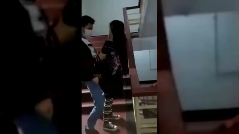 Video Edan ML di Tangga Kampus – Nonton Bokep Indo Terbaru Viral