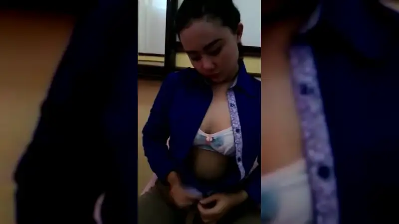Bokep Indo Bokep Tante Sosialita Jilbab Baju Biru – Nonton Bokep Indo Terbaru Viral