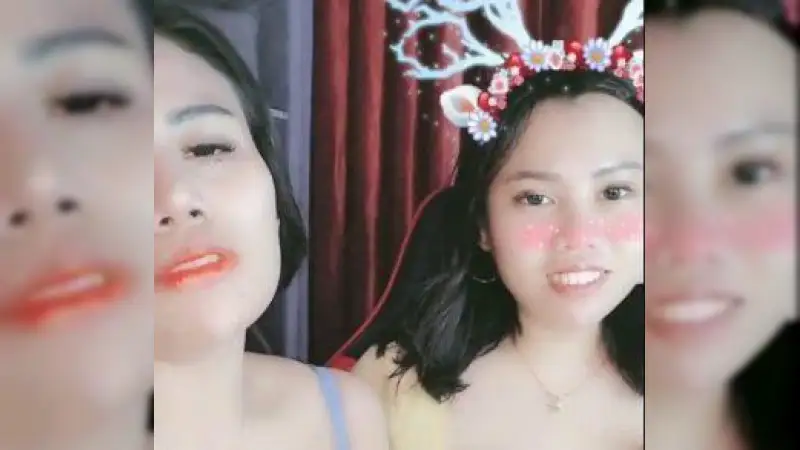 Guru Ezzha Susu Montok dan Bestienya – Nonton Bokep Indo Terbaru Viral