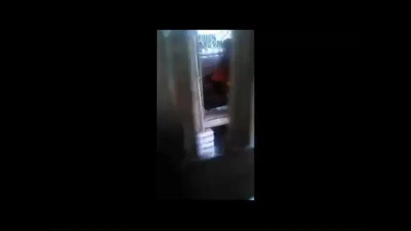 Video Ngintip Jilbab Ngewe Baju Merah Di Lesehan – Nonton Bokep Indo Terbaru Viral