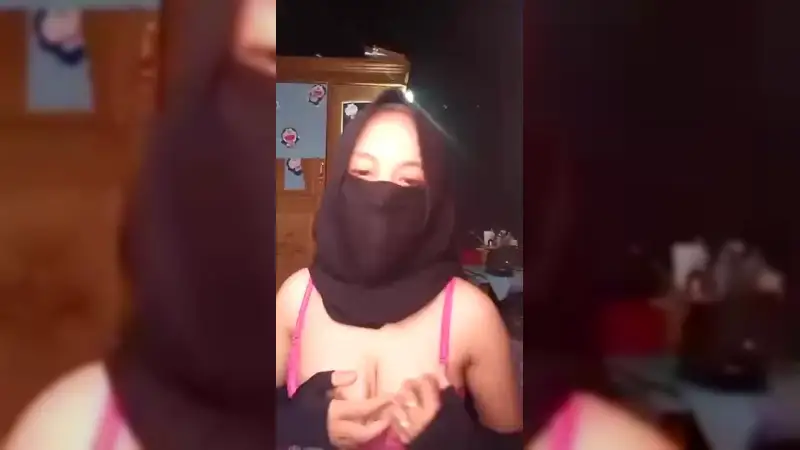 Video Gatel Sekali Mekinya Si Jilbab Hitam – Nonton Bokep Indo Terbaru Viral