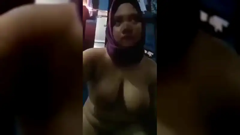 Video Jilbab Ungu Udah Sange Kepengen Ngewe – Nonton Bokep Indo Terbaru Viral