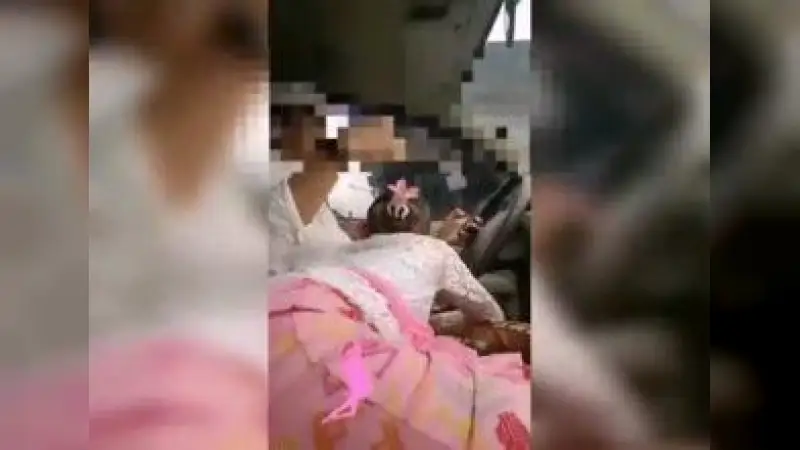 Baju Adat Bali Main Di Mobil – Nonton Bokep Indo Terbaru Viral