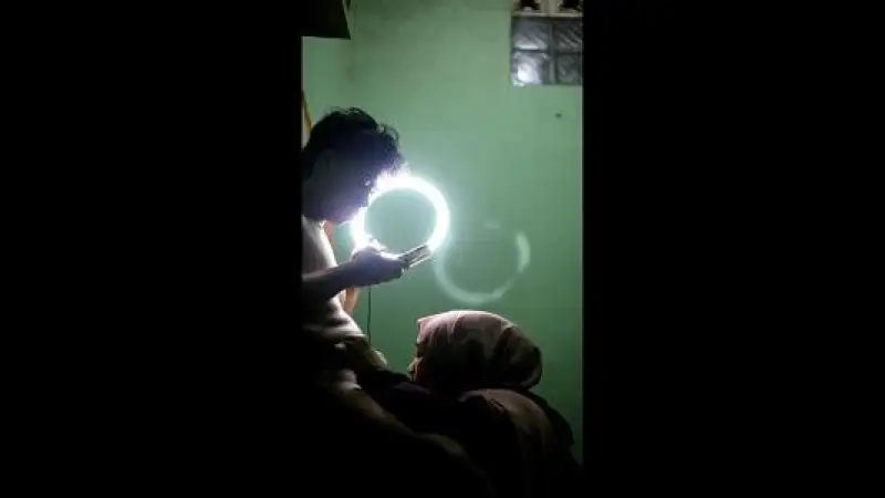 Uhhkty Kulum Kontol Depan Lampu – Nonton Bokep Indo Terbaru Viral