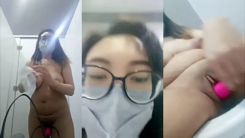 Bokep Indo Mamih Hera Next Live Omek Geter Di Toilet Umum Prank Viral – Nonton Bokep Indo Terbaru Viral