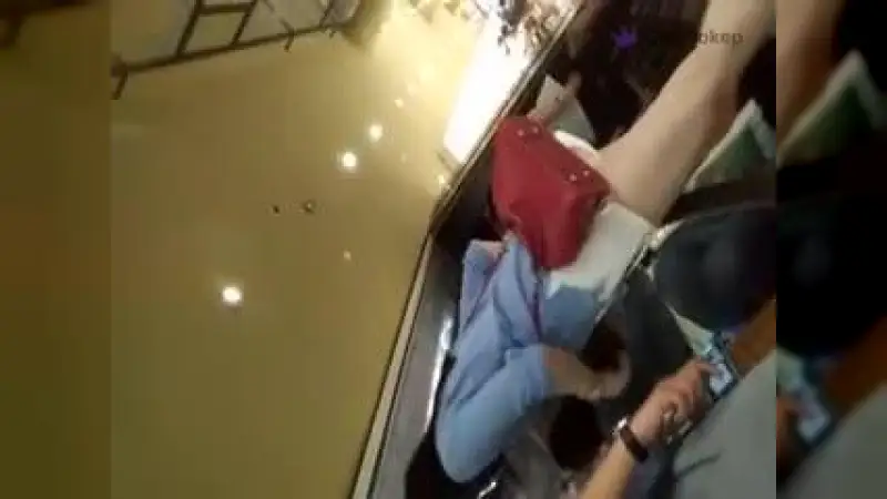 Video Ngintip Belahan Di Celana Gemes Mulus – Nonton Bokep Indo Terbaru Viral