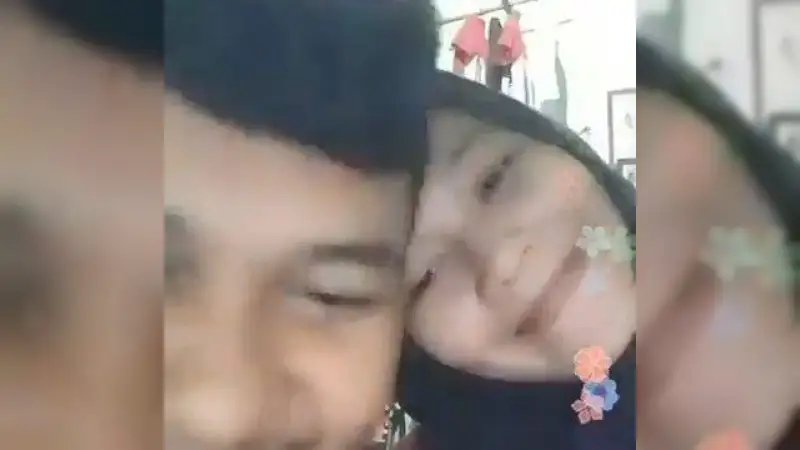 Kenyot Nenen Pacar Hijab Nakal – Nonton Bokep Indo Terbaru Viral