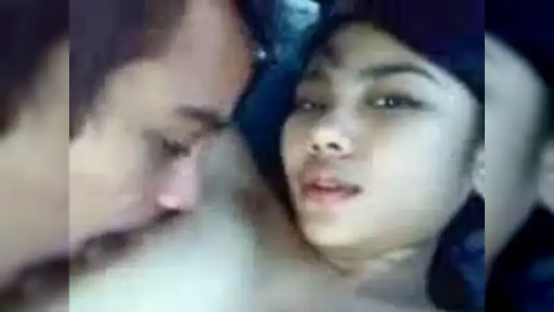 Gadis Desa Mesum di Mobil – Nonton Bokep Indo Terbaru Viral