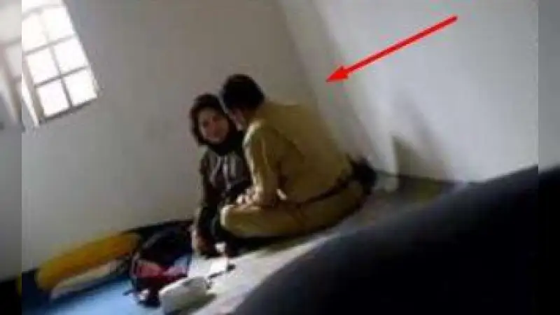 Skandal PNS Mesum Atasan dgn Bawahan Ketika Dinas Kerja – Nonton Bokep Indo Terbaru Viral