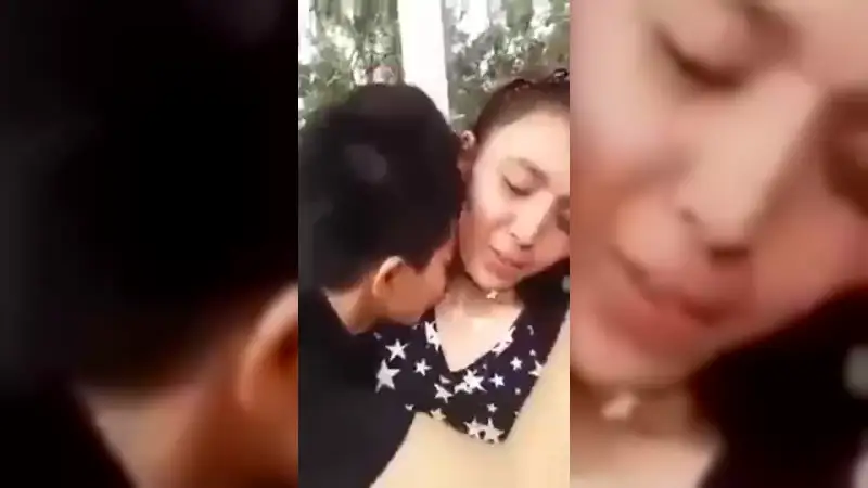 Video Abg Baju Bintang Ciuman Pertama – Nonton Bokep Indo Terbaru Viral