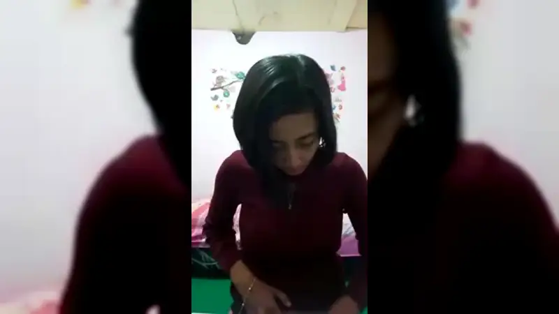 Video Cam Cewe Baju Coklat Rambut Pendek Sange Terus – Nonton Bokep Indo Terbaru Viral