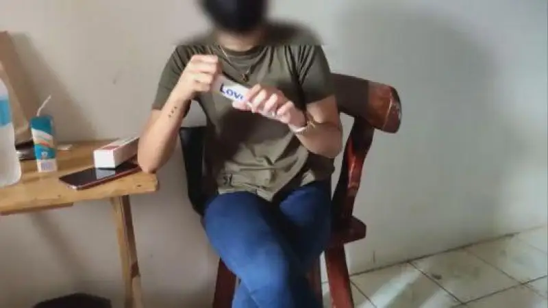 Ngentot Dengan Pembeli Untuk Membeli Produknya – Nonton Bokep Indo Terbaru Viral