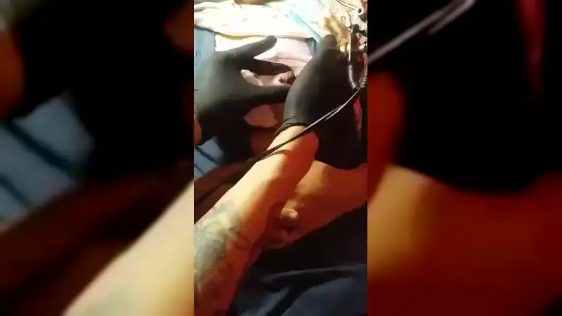 Video Jilbab Proses Piercing Di Pentil – Nonton Bokep Indo Terbaru Viral