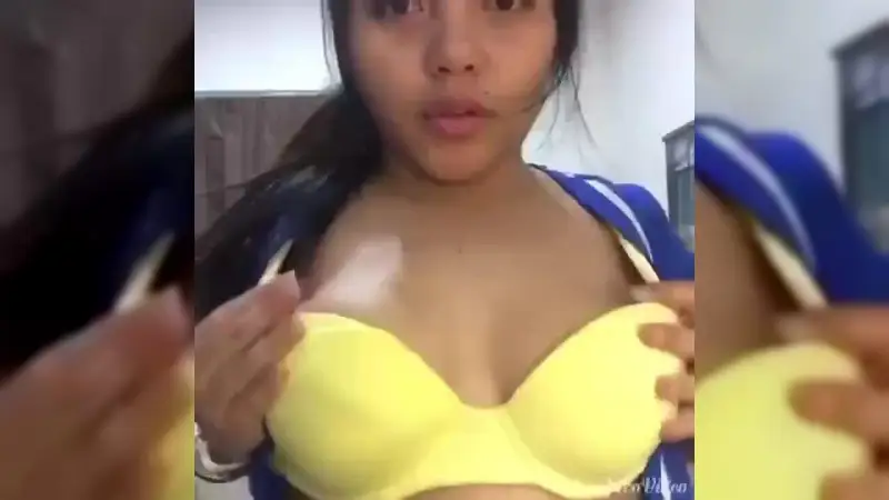 Video Tante Punya Tahi Lalat Remes Susu – Nonton Bokep Indo Terbaru Viral