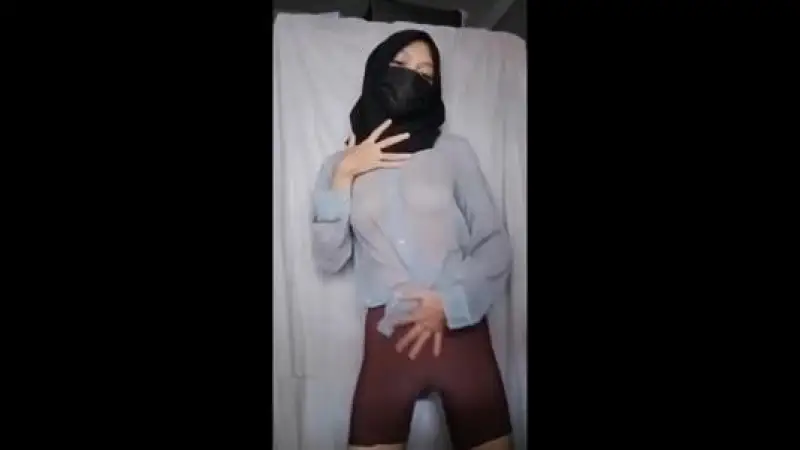 Ukhti Joget Binal Nina Asanti Remas Tetek – Nonton Bokep Indo Terbaru Viral